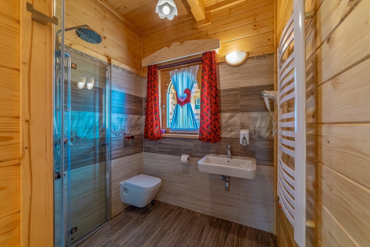 Domek W Bialce Z Jacuzzi W Ogrodzie Bialka Tatrzanska Luaran gambar
